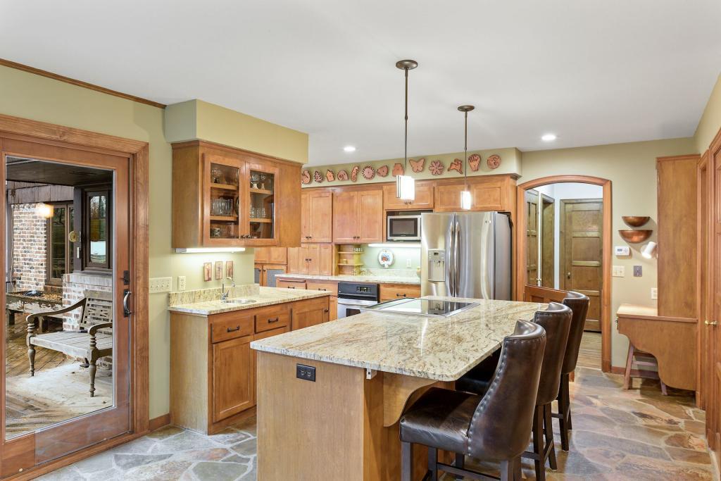 233 Interlachen Road Hopkins, MN 55343 - Photo 22 of 52