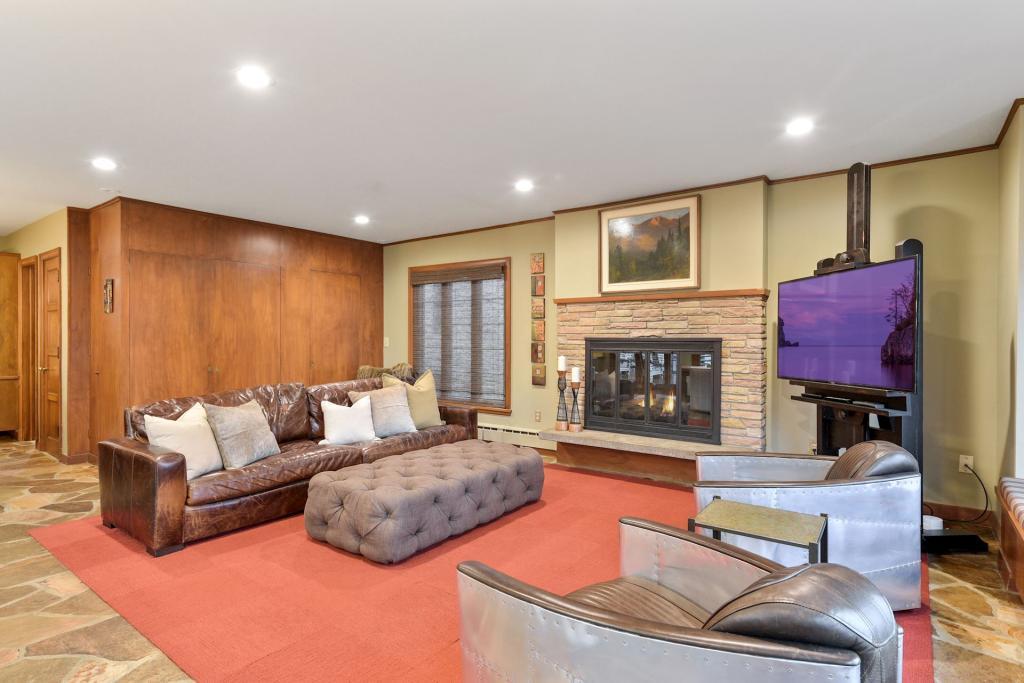 233 Interlachen Road Hopkins, MN 55343 - Photo 27 of 52