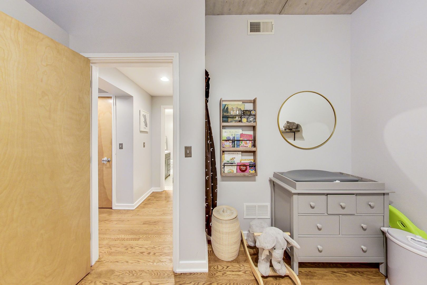 5430 North Sheridan Road, Unit 604 Chicago, IL 60640 - Photo 16 of 23