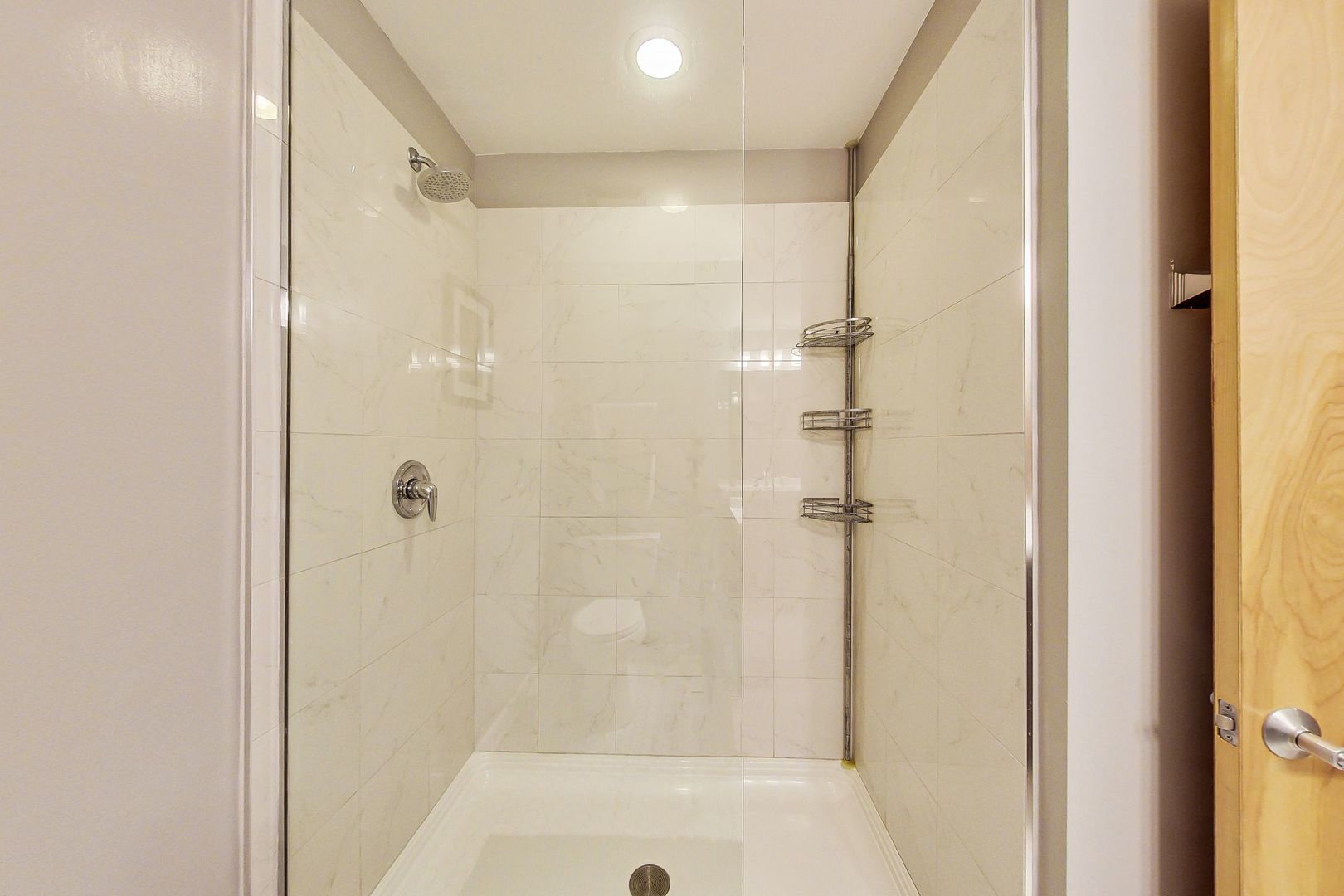5430 North Sheridan Road, Unit 604 Chicago, IL 60640 - Photo 18 of 23