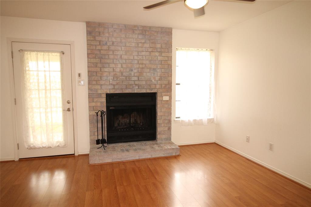 1714 Redbud Lane Euless, TX 76039 - Photo 10 of 23