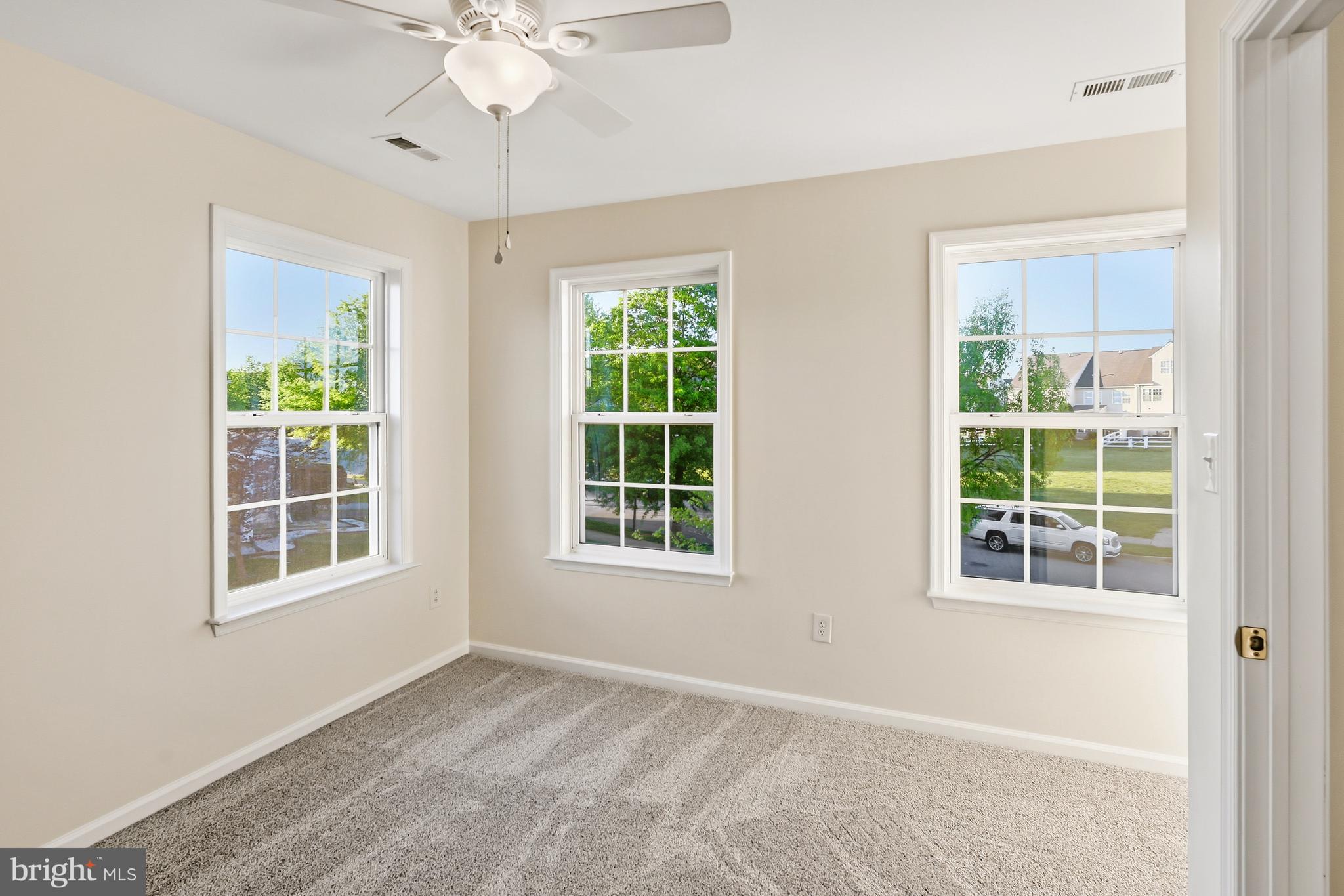 152 Springfield Circle Middletown, DE 19709 - Photo 24 of 29 a view of an empty room with a window
