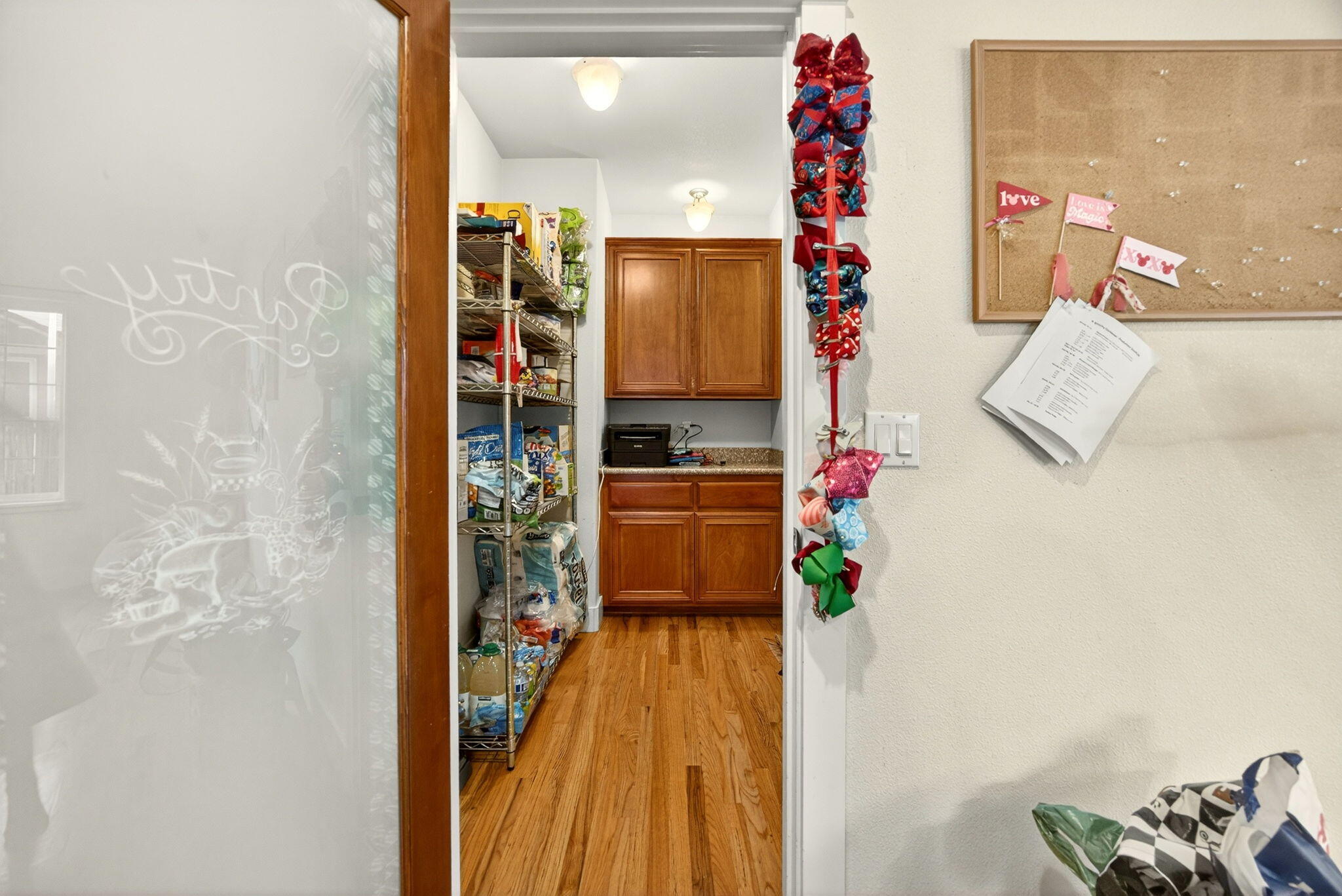16 Portabello Way Eagle Point, OR 97524 - Photo 23 of 43 a view of a hallway and wooden floor