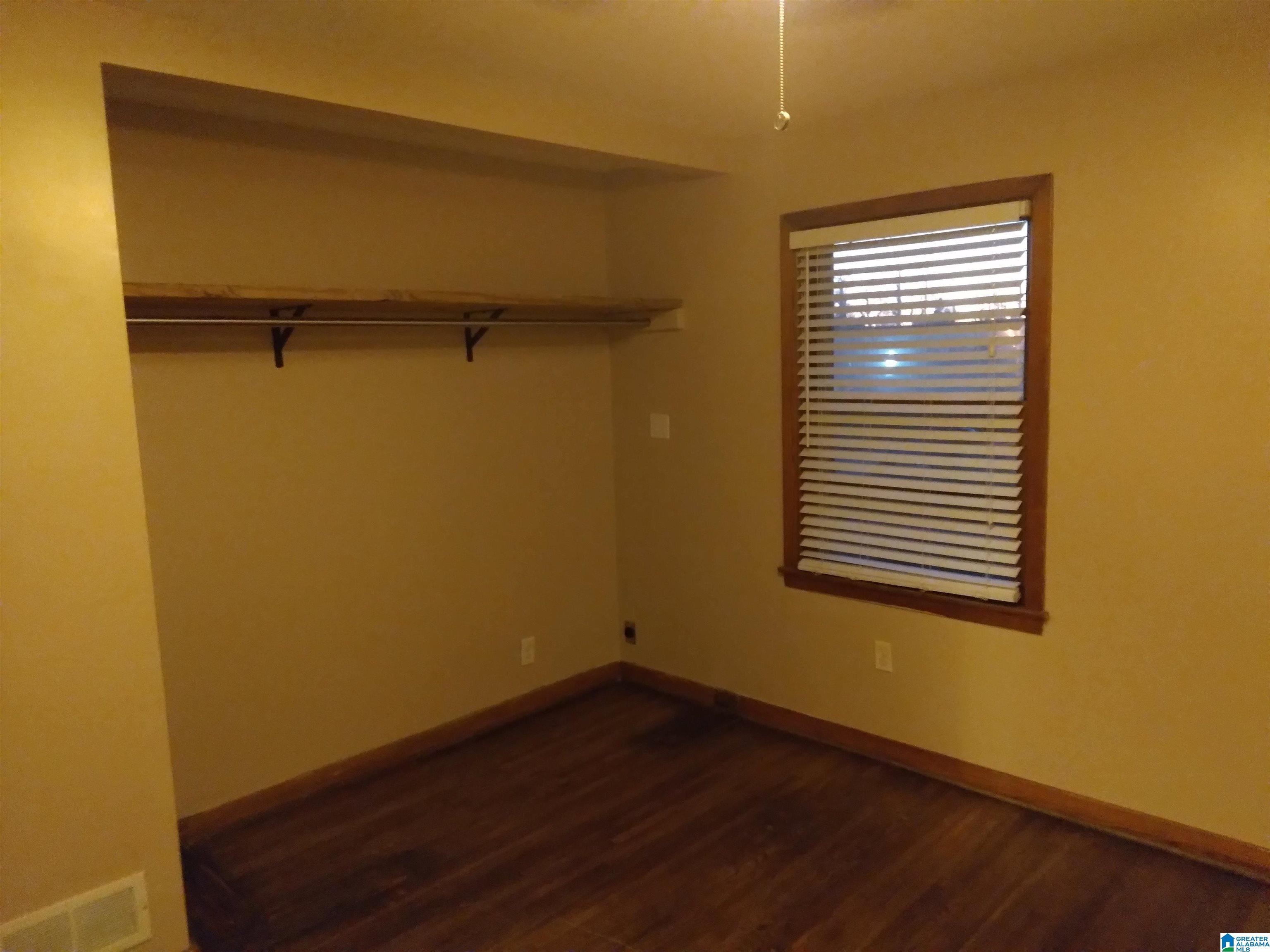 24 23rd Terrace Northwest Birmingham, AL 35215 - Photo 6 of 19