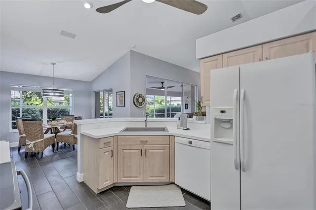 $535,000 | 2104 Tocobaga Lane, Nokomis, FL 34275