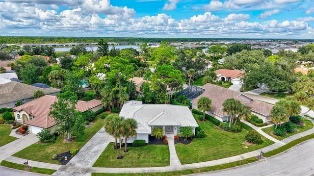 $535,000 | 2104 Tocobaga Lane, Nokomis, FL 34275
