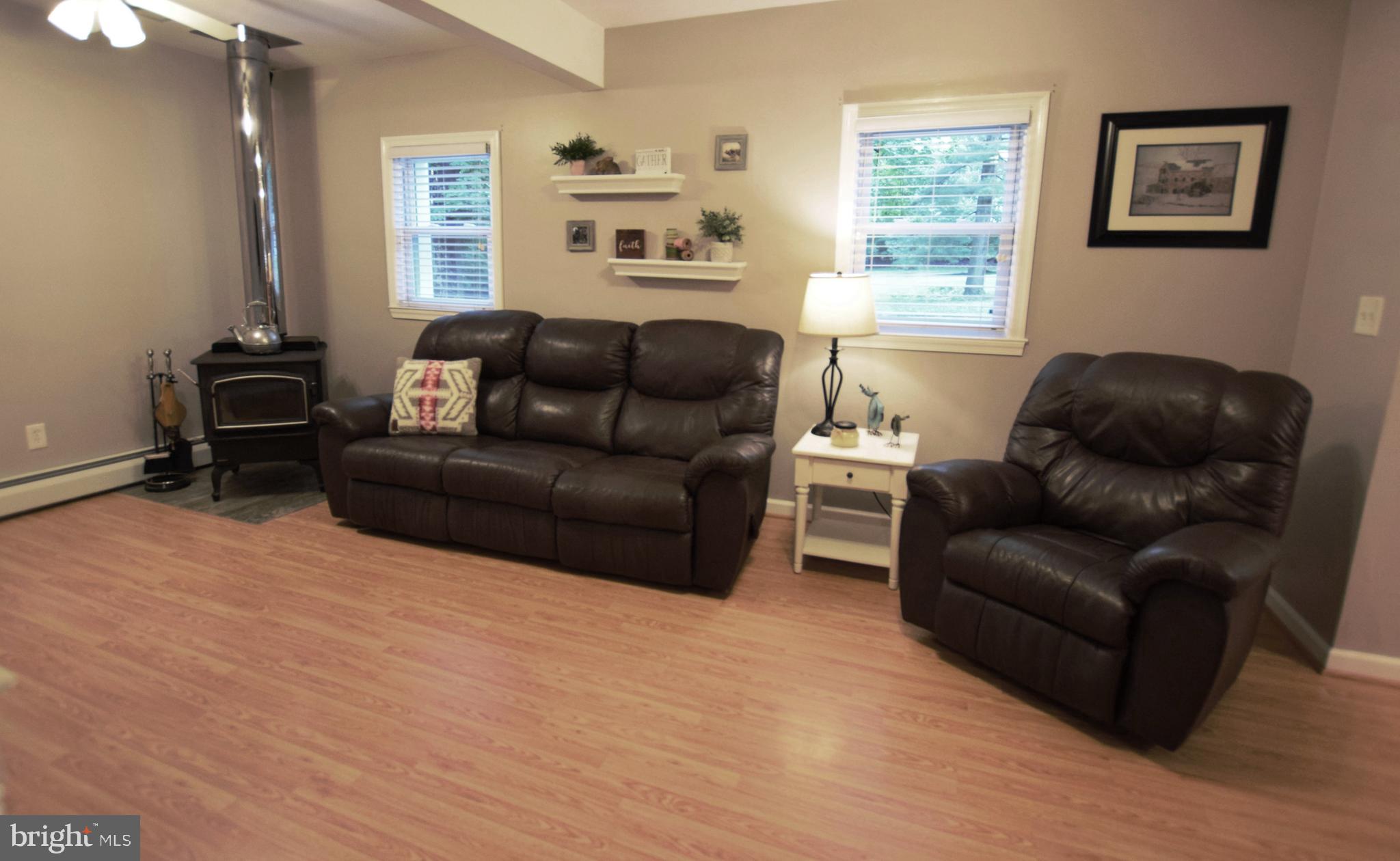 13779 Old Rover Road West Friendship, MD 21794 - Photo 8 of 46 Living Room