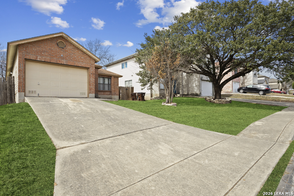 9711 Arcade Ridge San Antonio, TX 78239 - Photo 27 of 32