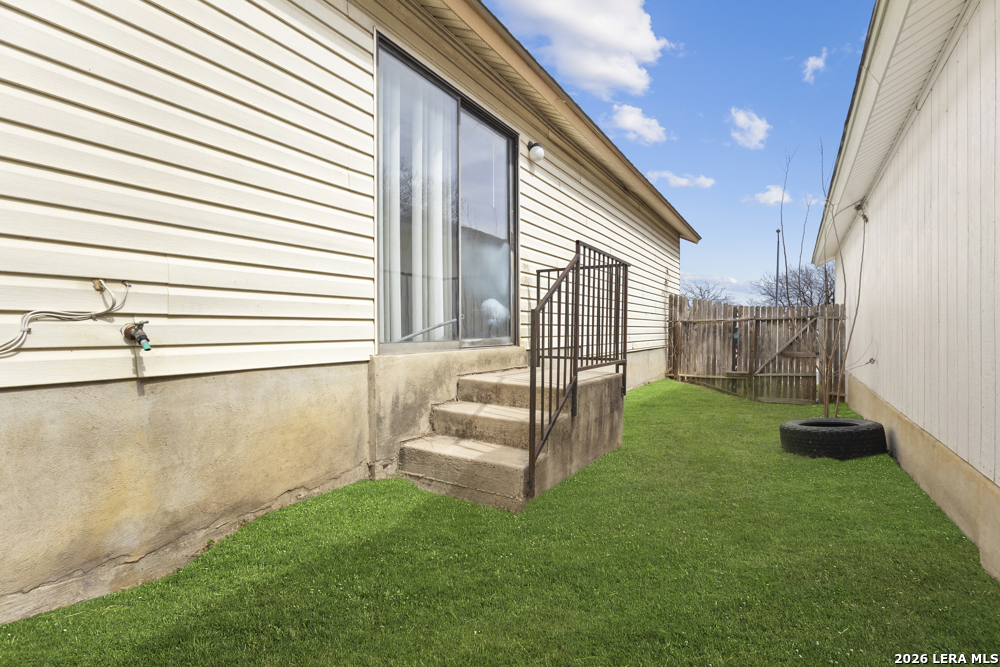 9711 Arcade Ridge San Antonio, TX 78239 - Photo 30 of 32