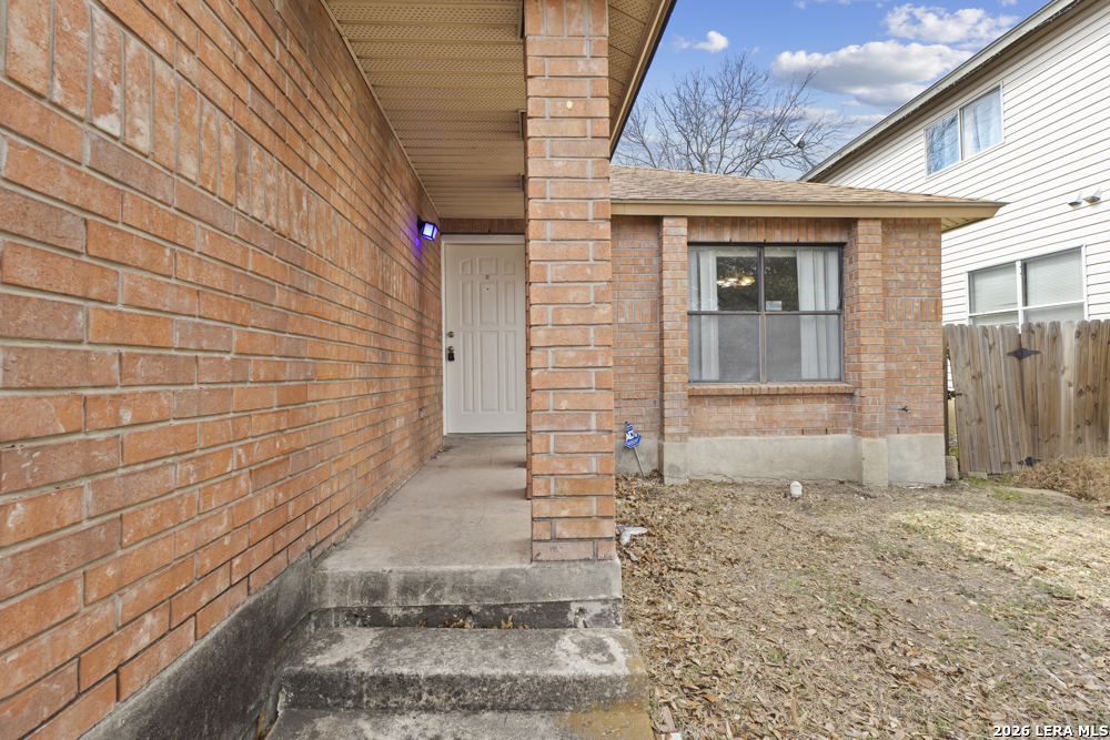 9711 Arcade Ridge San Antonio, TX 78239 - Photo 4 of 32