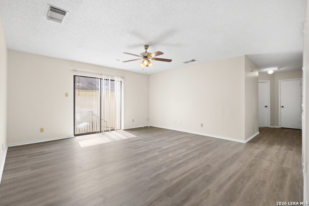 9711 Arcade Ridge San Antonio, TX 78239 - Photo 6 of 32