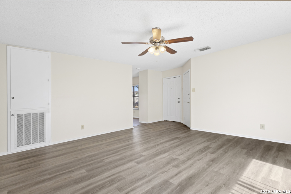 9711 Arcade Ridge San Antonio, TX 78239 - Photo 8 of 32