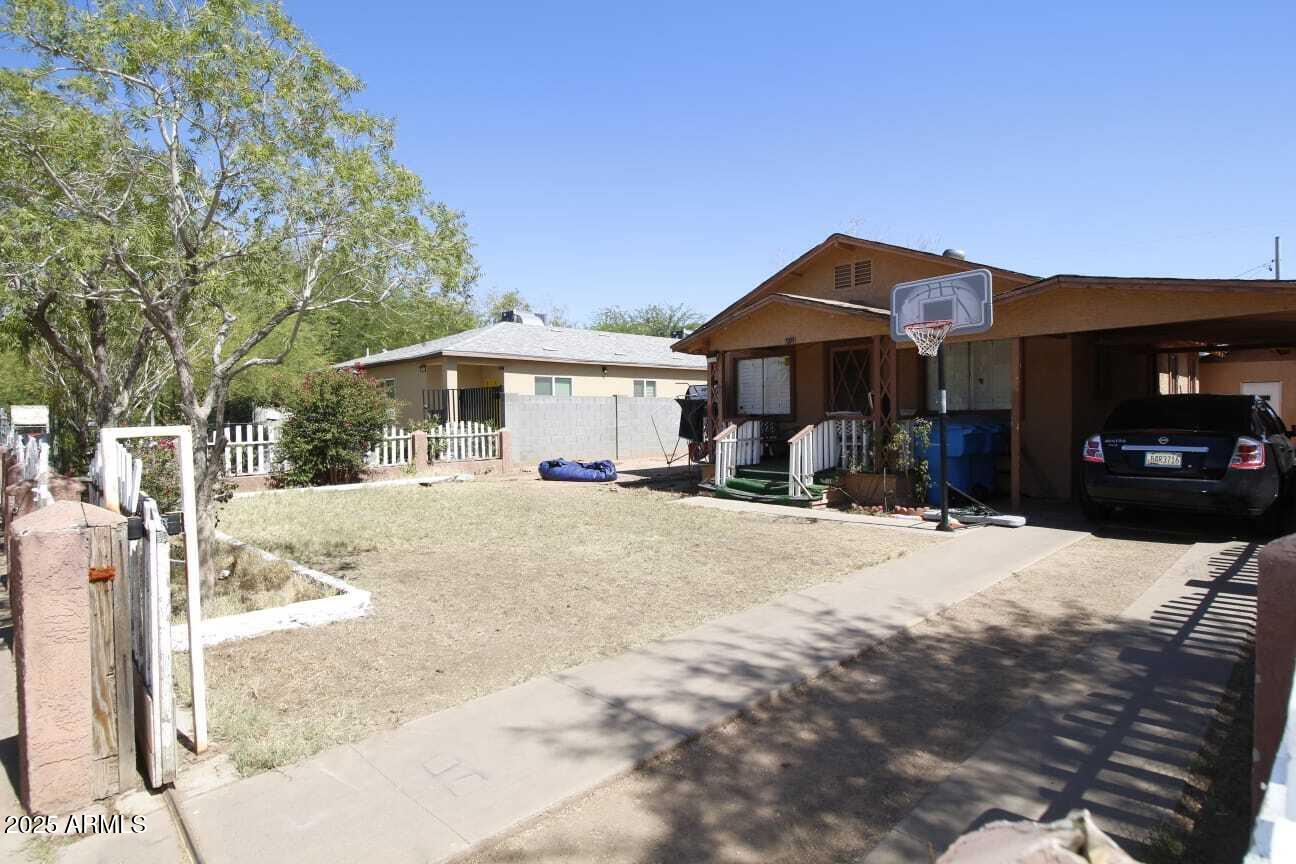 1211 East Fillmore Street Phoenix, AZ 85006 - Photo 2 of 52 IMG-20250620-WA0002