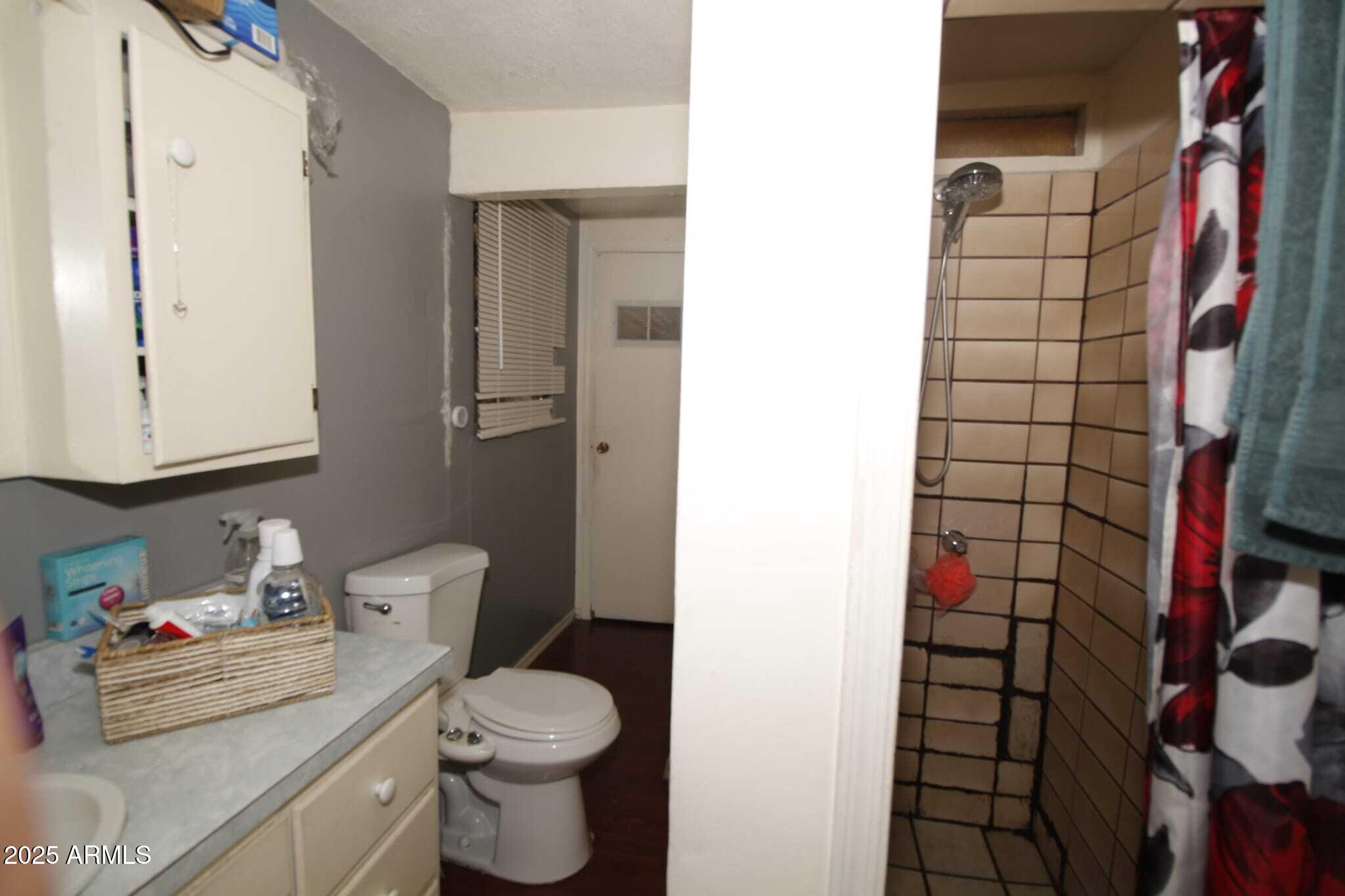 1211 East Fillmore Street Phoenix, AZ 85006 - Photo 38 of 52 IMG-20250620-WA0067