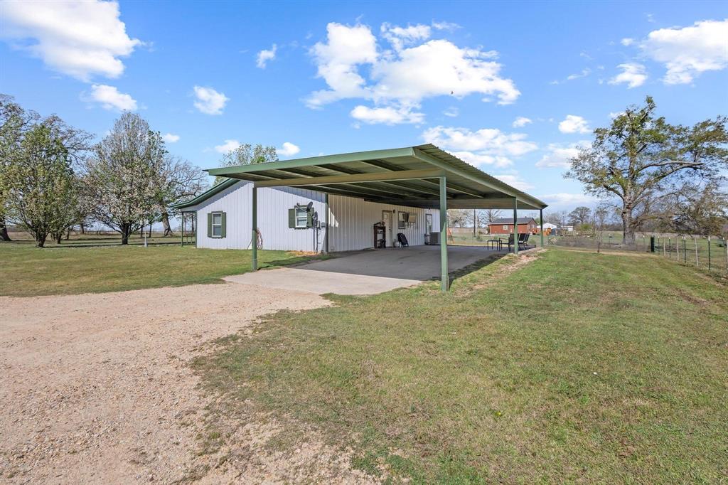 521 County Road Blossom, TX 75416 - Photo 36 of 40