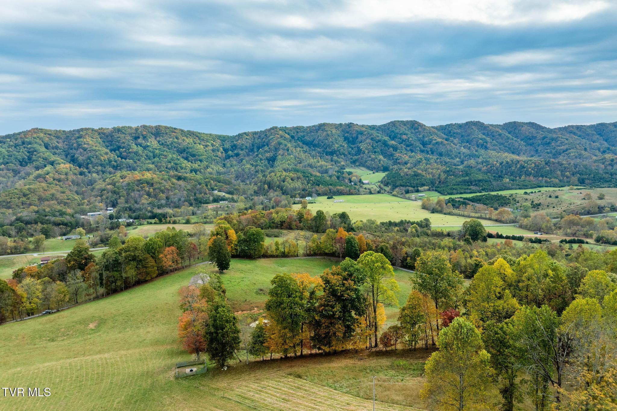 348 Clinch Valley Road Eidson, TN 37731 - Photo 65 of 120 348 Clinch Valley Rd (52 of 116)