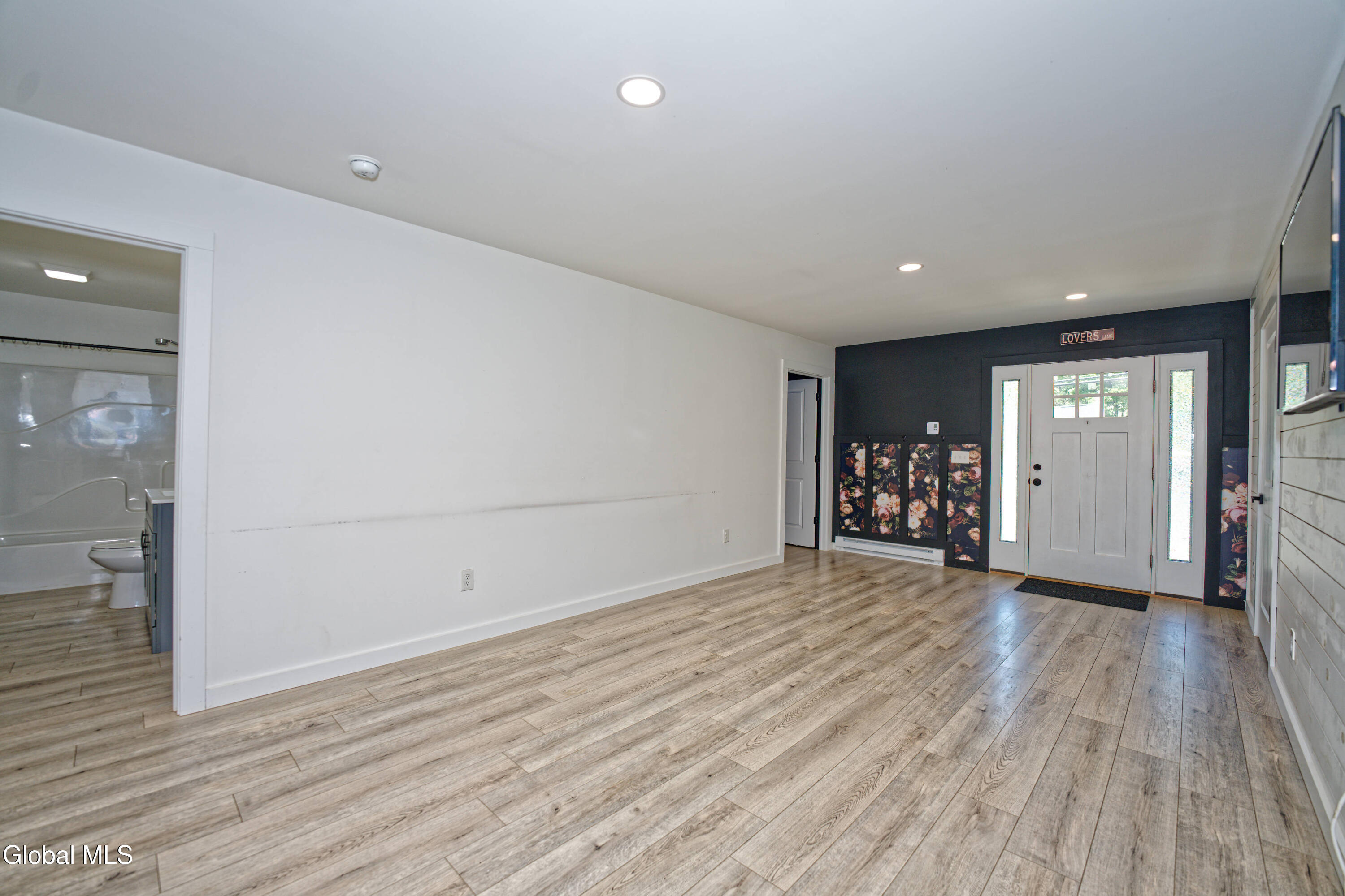 116 Plank Road Poestenkill, NY 12140 - Photo 9 of 49 1 Greatroom 5