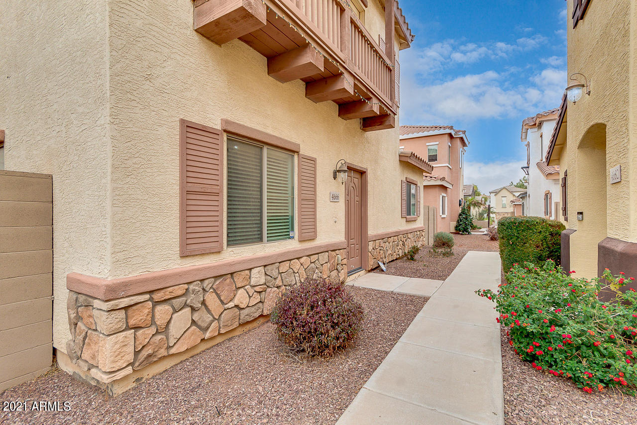 4666 East Redfield Road Gilbert, AZ 85234 - Photo 3 of 44 03-Redfield
