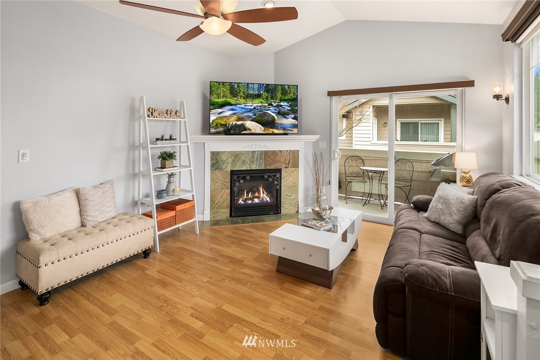 1500 South 18th Street, Unit R202 Renton, WA 98055 - Photo 2 of 27 Gallery Image 2