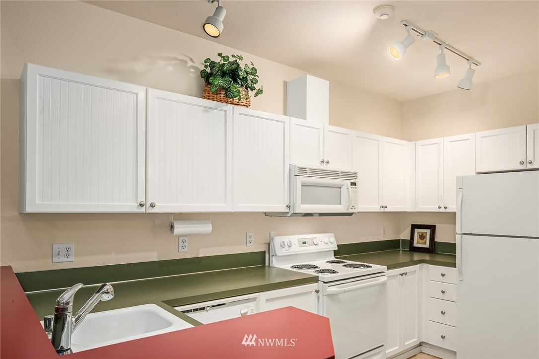 1500 South 18th Street, Unit R202 Renton, WA 98055 - Photo 23 of 27 Gallery Image 23