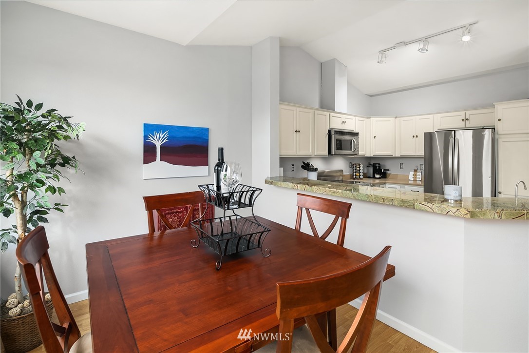 1500 South 18th Street, Unit R202 Renton, WA 98055 - Photo 8 of 27 Gallery Image 8