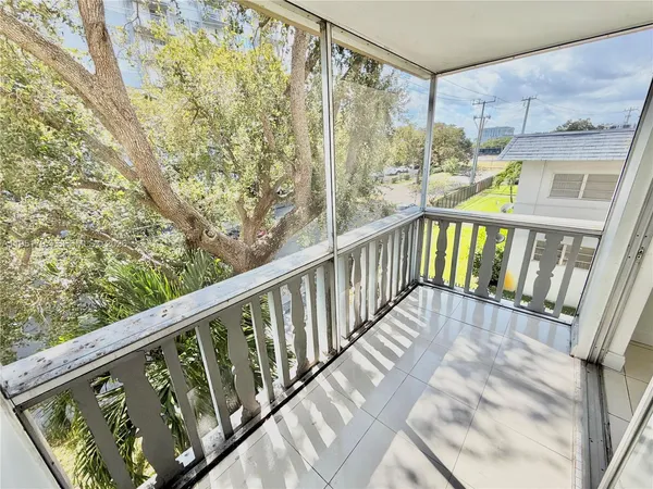 $133,900 | 1475 Northeast 125th Terrace, Unit 301A, North Miami, FL 33161
