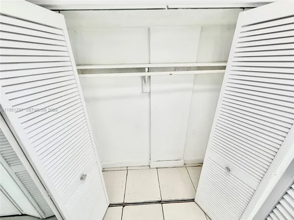$133,900 | 1475 Northeast 125th Terrace, Unit 301A, North Miami, FL 33161