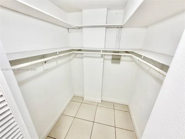 $133,900 | 1475 Northeast 125th Terrace, Unit 301A, North Miami, FL 33161