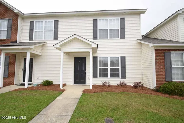 $1,200 | 4130 Dudleys Grant Drive, Unit G, Winterville, NC 28590