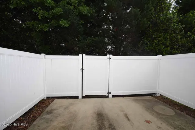 $1,200 | 4130 Dudleys Grant Drive, Unit G, Winterville, NC 28590