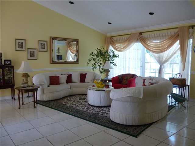 21095 Escondido Way North Boca Raton, FL 33433 - Photo 5 of 25 Additional Photo