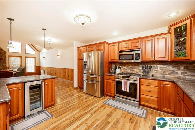 a view of a storage & utility room