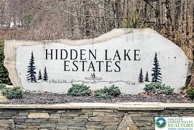 $925,000 | 1212 Acacia Drive, Hawley, PA 18428