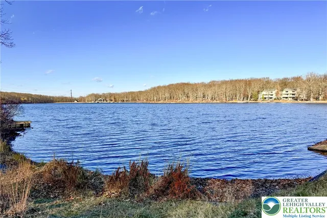 $925,000 | 1212 Acacia Drive, Hawley, PA 18428