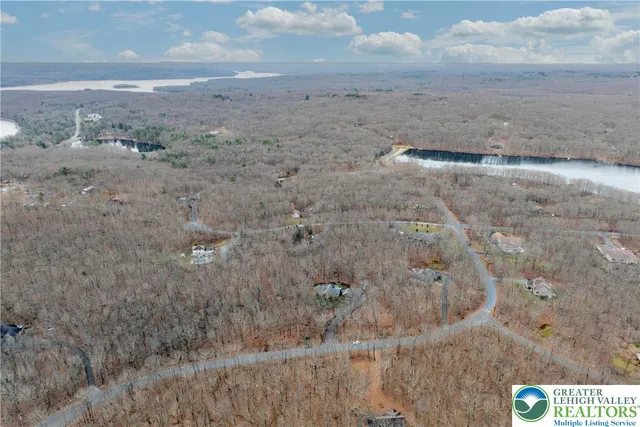 $925,000 | 1212 Acacia Drive, Hawley, PA 18428