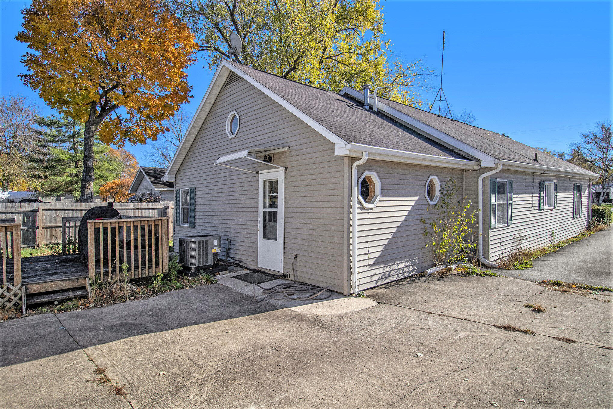 139 East Bertrand Road Niles, MI 49120 - Photo 22 of 24 img_4884_744