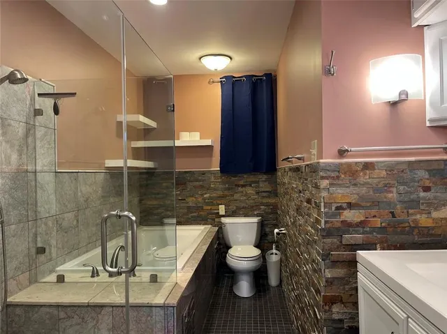 $289,000 | 421 Chinchilla Drive, Arabi, LA 70032