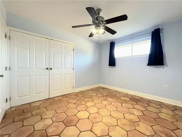 $289,000 | 421 Chinchilla Drive, Arabi, LA 70032