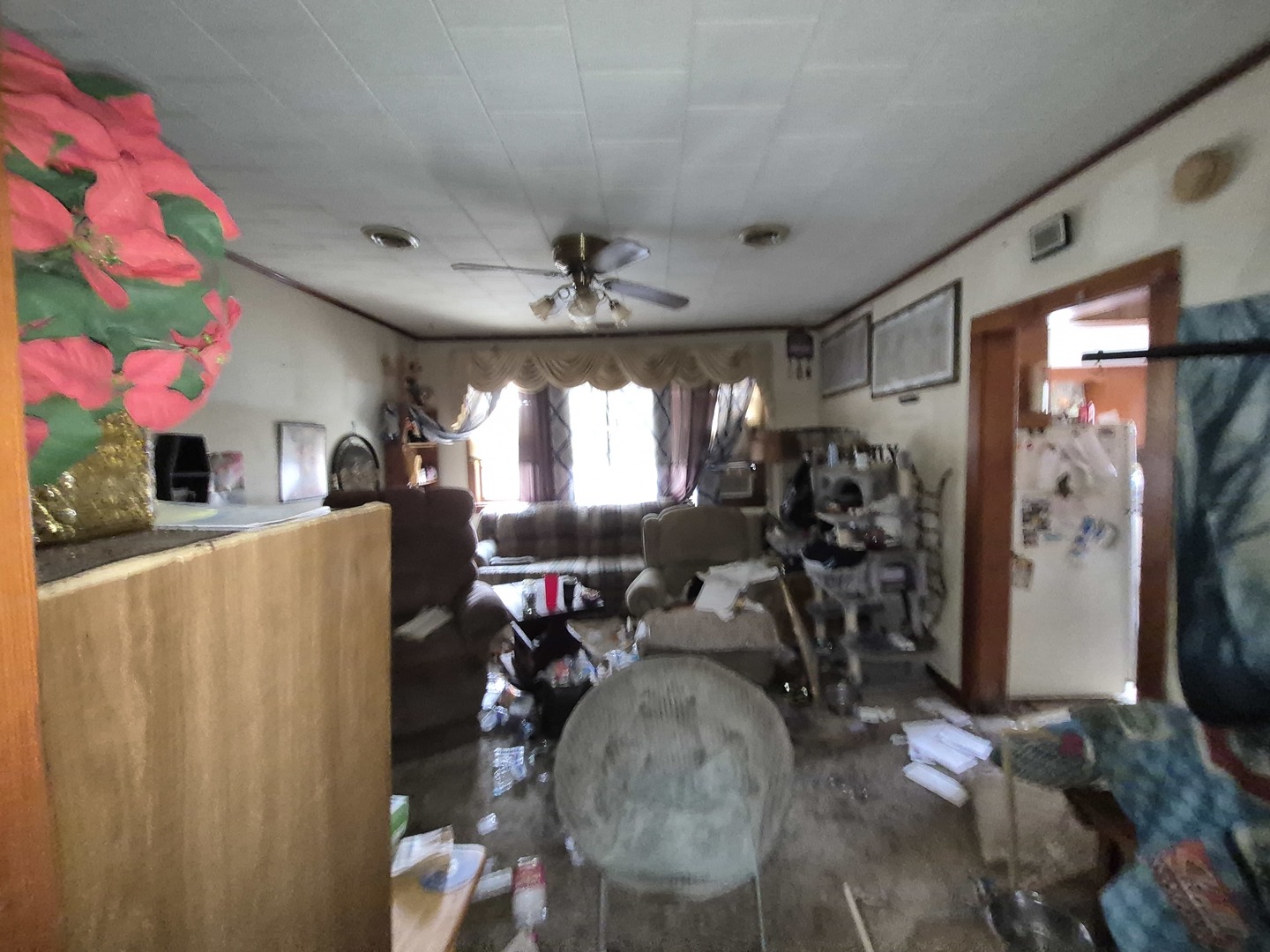 517 South 6th Street Herrin, IL 62948 - Photo 6 of 6 a view of a room with gym equipment