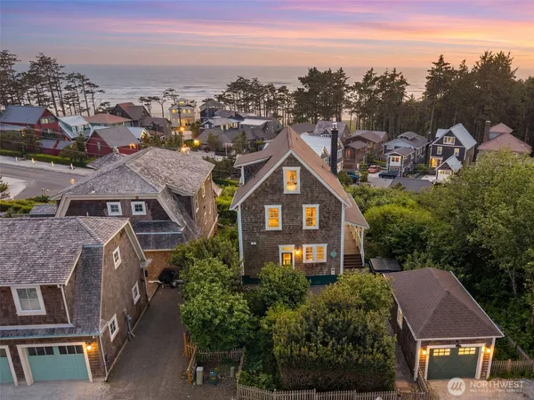 $1,480,000 | 81 Fireside Lane, Pacific Beach, WA 98571
