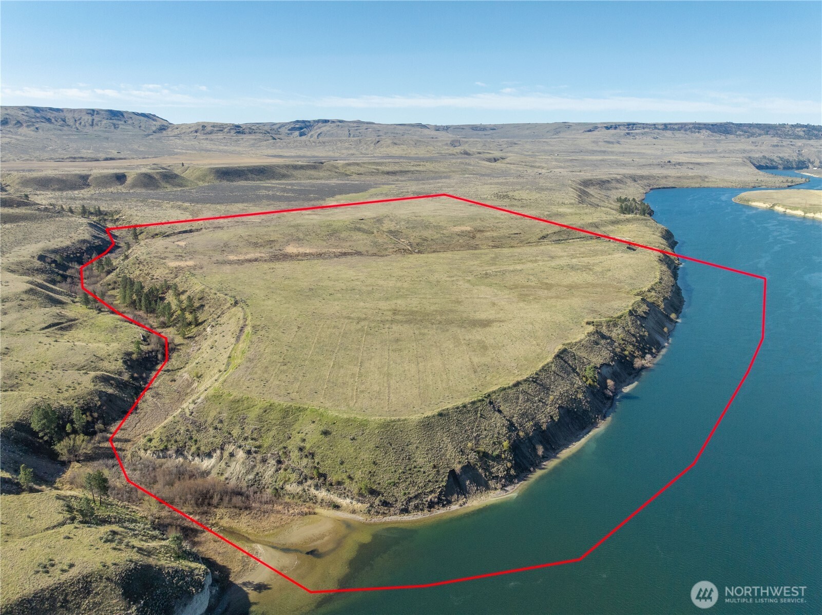 1163 Strahl Canyon Road Grand Coulee, WA 99133 - Photo 3 of 40