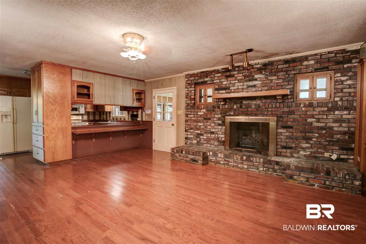 7563 Whispering Pines Road Daphne, AL 36526 - Photo 5 of 20