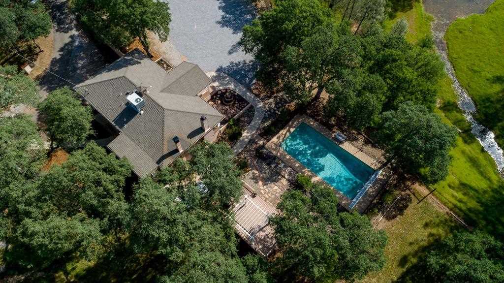 9682 Winegar Road Redding, CA 96003 - Photo 18 of 32 Gallery Image 18