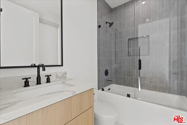 $4,595 | 12777 Zanja Street, Los Angeles, CA 90066