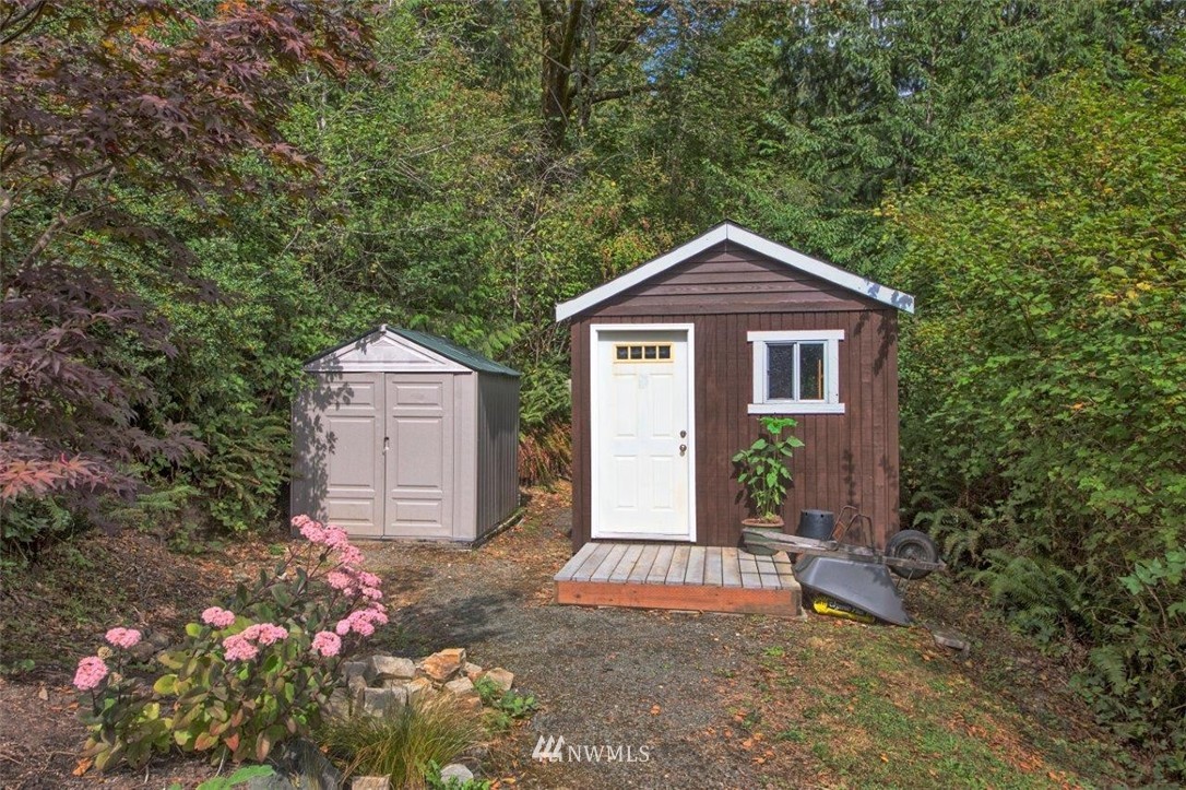 77 Munn Road Quilcene, WA 98376 - Photo 18 of 25 Gallery Image 18