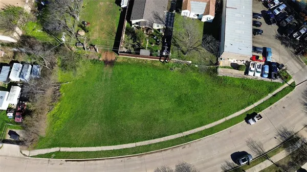 $225,000 | 810 Hopkins Street, Garland, TX 75040