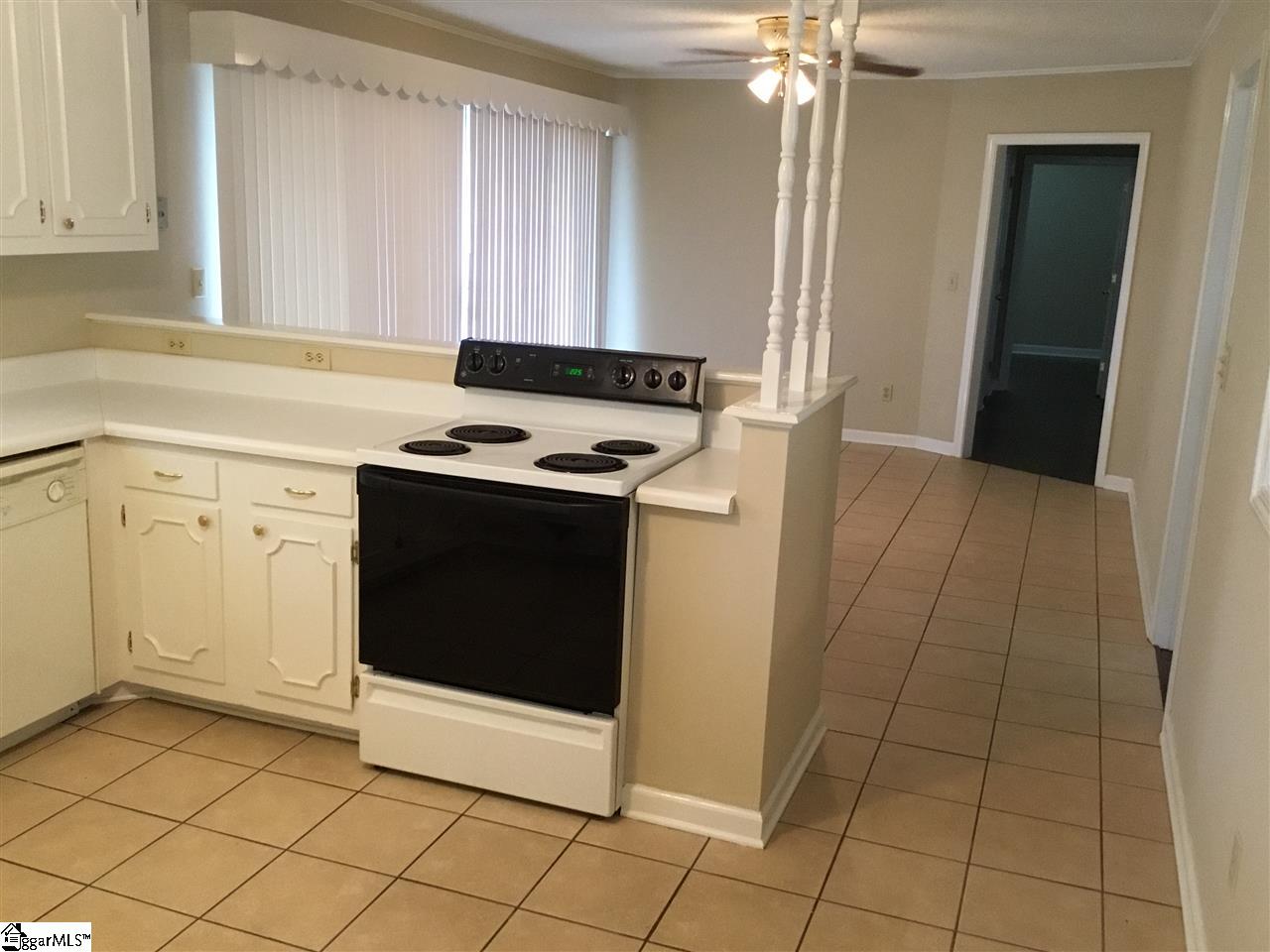 615 Watkins Road Greenville, SC 29617 - Photo 5 of 13 Gallery Image 5