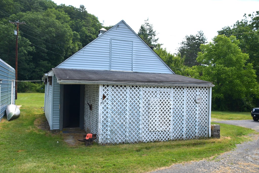 6513 River Road Sigel, PA 15860 - Photo 14 of 57