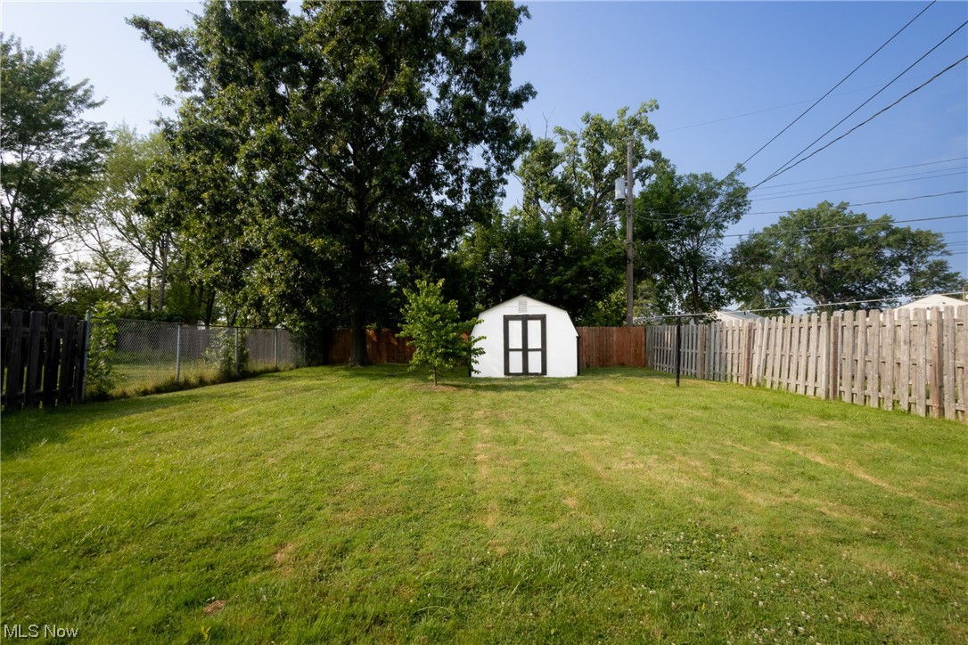 682 Weller Road Elyria, OH 44035 - Photo 24 of 27