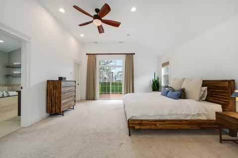 $975,000 | 2852 West Fletcher Street, Chicago, IL 60618